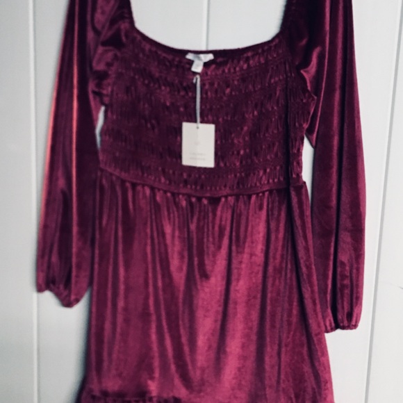 NWT LC Lauren Conrad Smoked Top Velvet Mini Dress - Picture 2 of 4